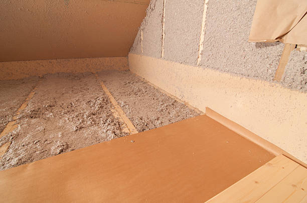 Best Local Insulation Services  in Edinburg, VA
